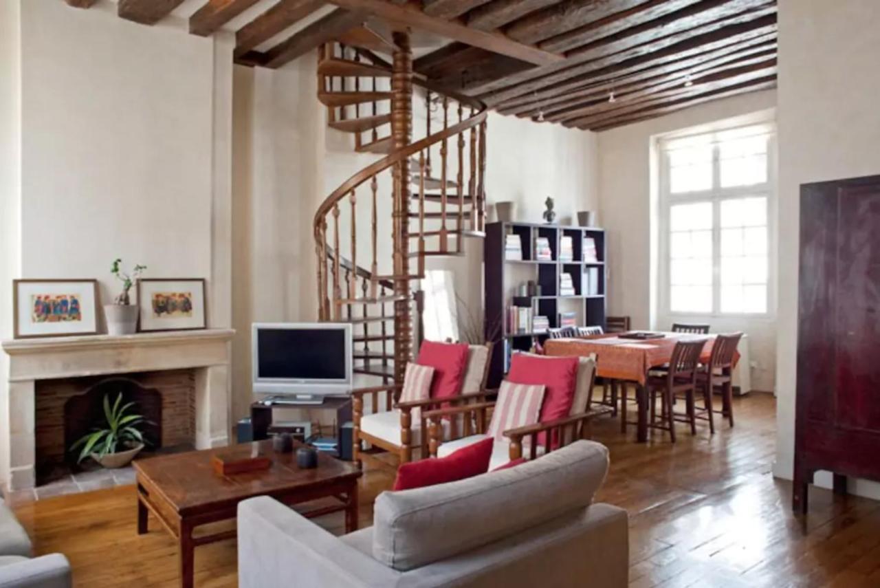 Charming Cosy Triplex In Trendy Marais Lägenhet Paris Exteriör bild